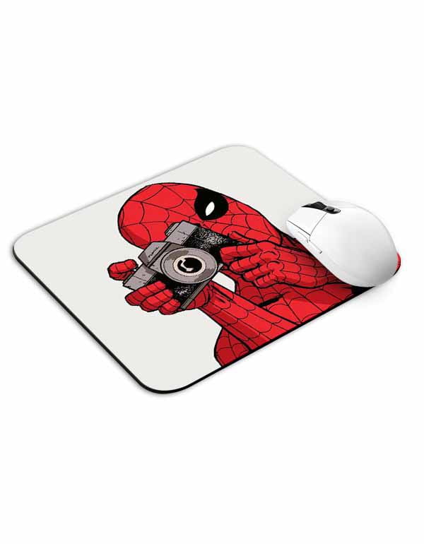 Spiderman Clicking Photo Mouse Pad